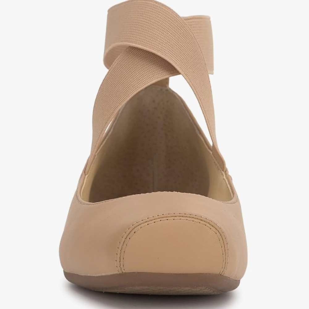 Jessica Simpson Beige Ballet Flats